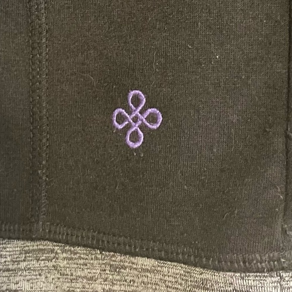 Denver Hayes Women's XL Athletic Pullover Hoodie - Picture 9 of 10